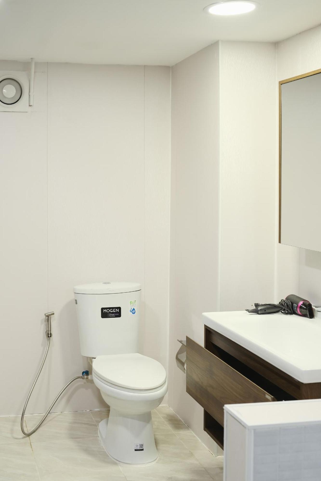 Hidden Gems In China Town, 2Br Apartment Bangkok Bagian luar foto
